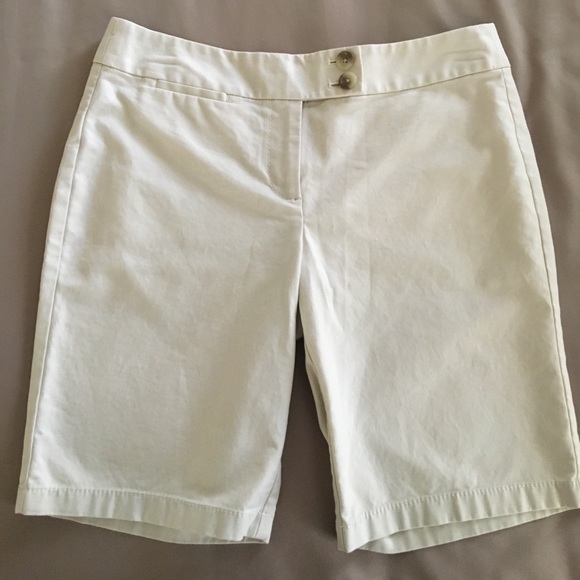 AnN TaYl0r siGnAtuRe fiTl0weR wAiSt sh0rTs - Picture 3 of 14