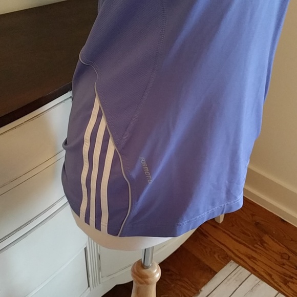 Adidas lavender and white stretch workout top - Picture 2 of 3