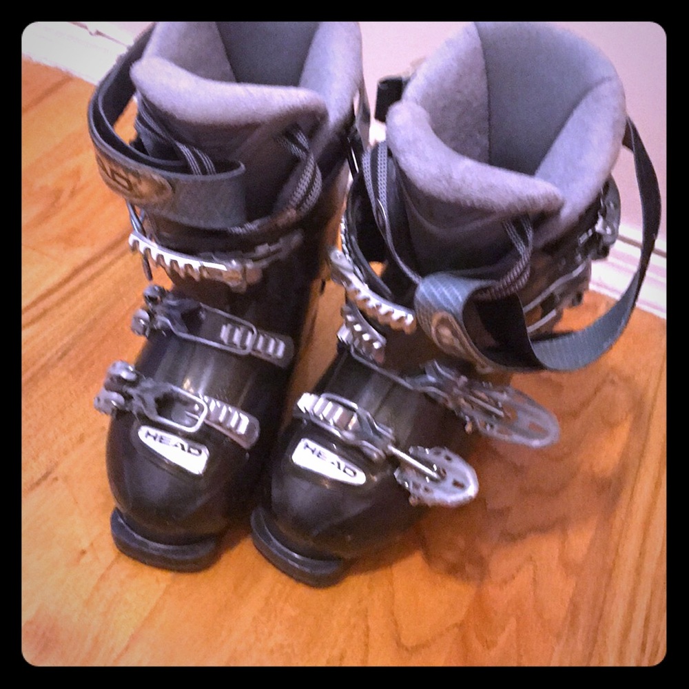 Head Ski boots