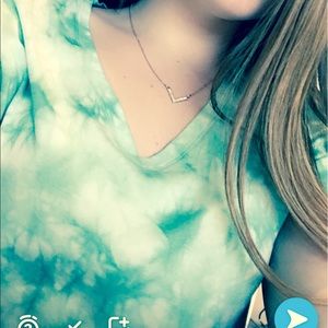 Meet your Posher, Tishena