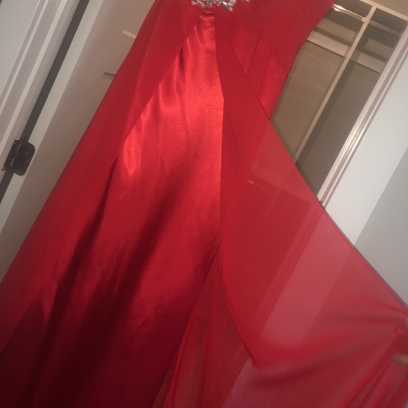 Prom - Picture 4 of 5