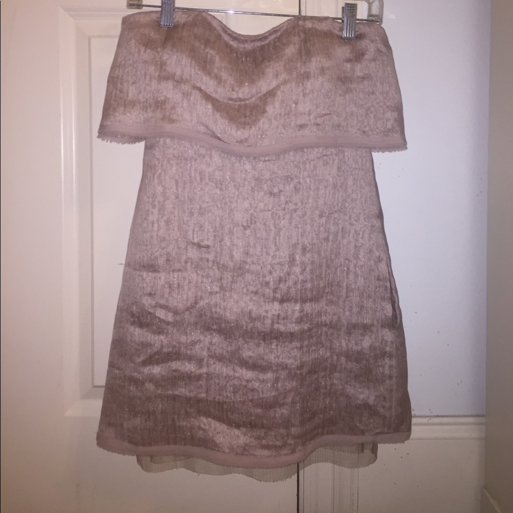 BCBG MaxAzria RUNWAY strapless dress.