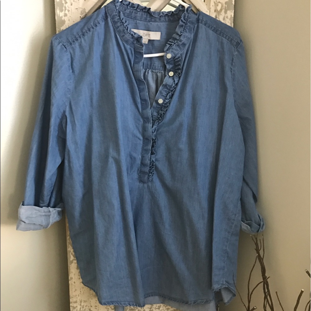 Chambray ruffle Collar Blouse