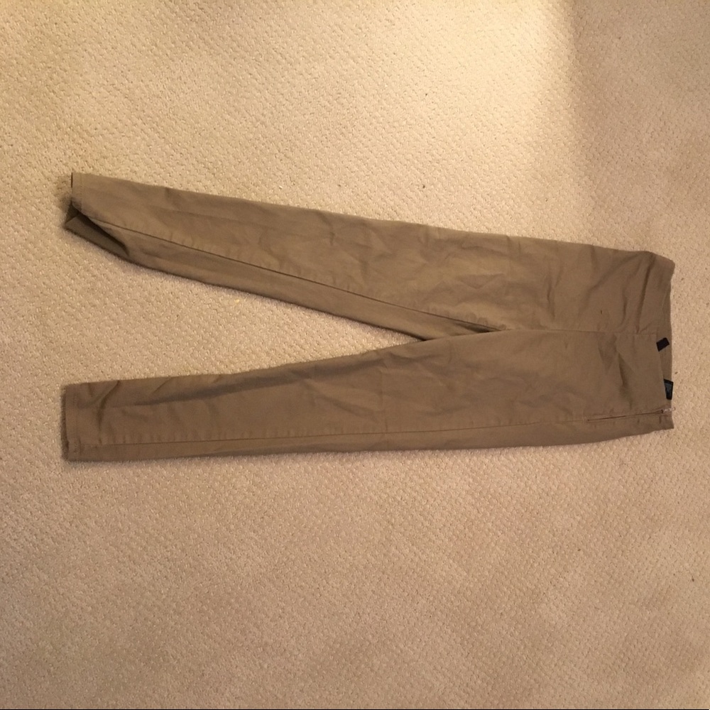 H&M DIVIDED khaki pants