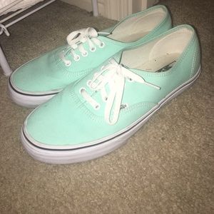 Mint vans