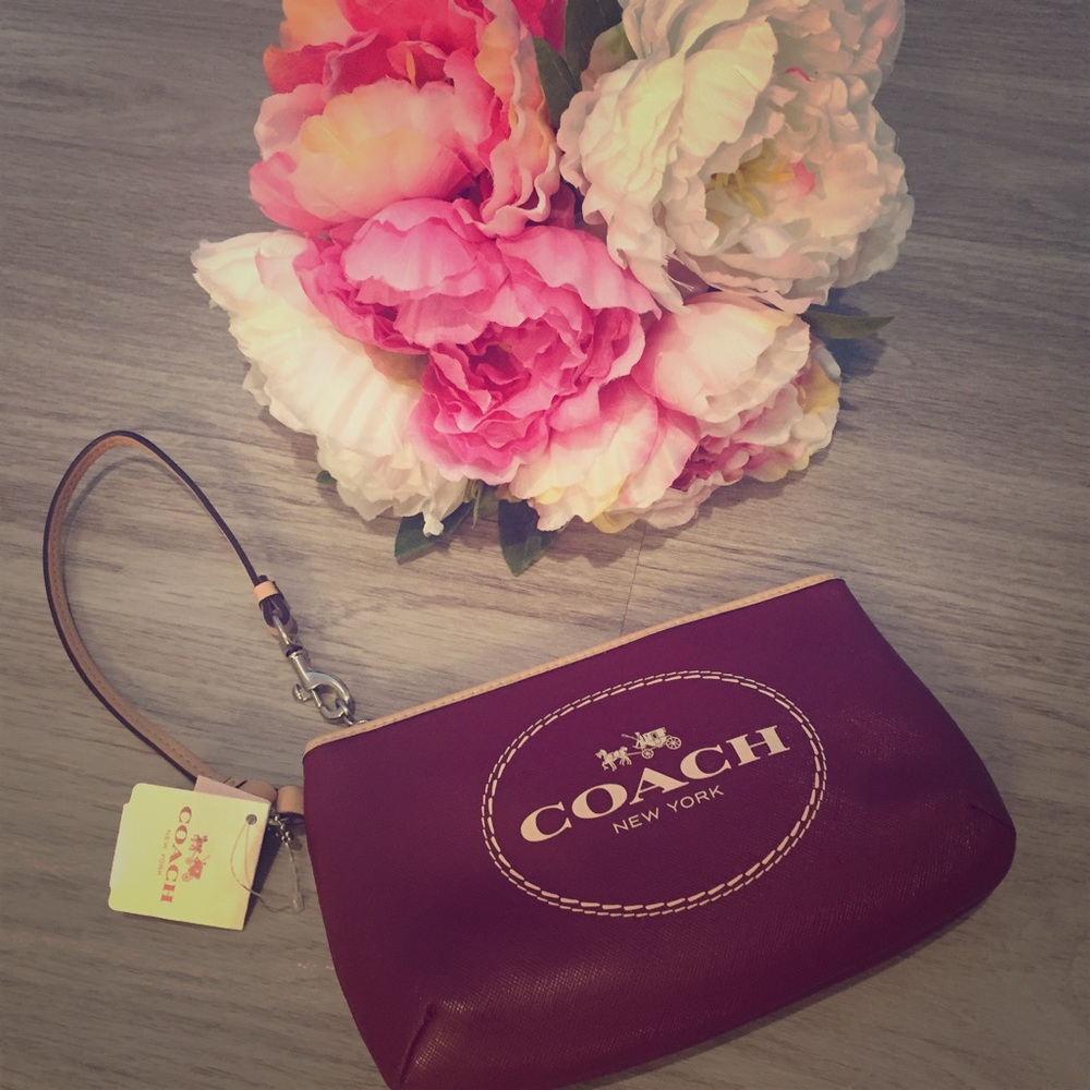 Coach Wristlet *BRAND NEW*