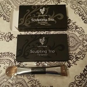 Younique Sculpting Trio (contour palette) w/ brush