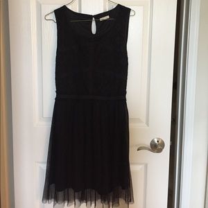 Pretty black dress with lace