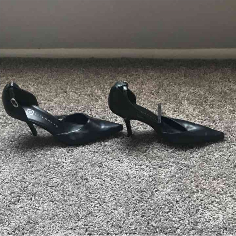 Black pointy heels