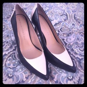 Black and White / Cream Pumps Sz 7