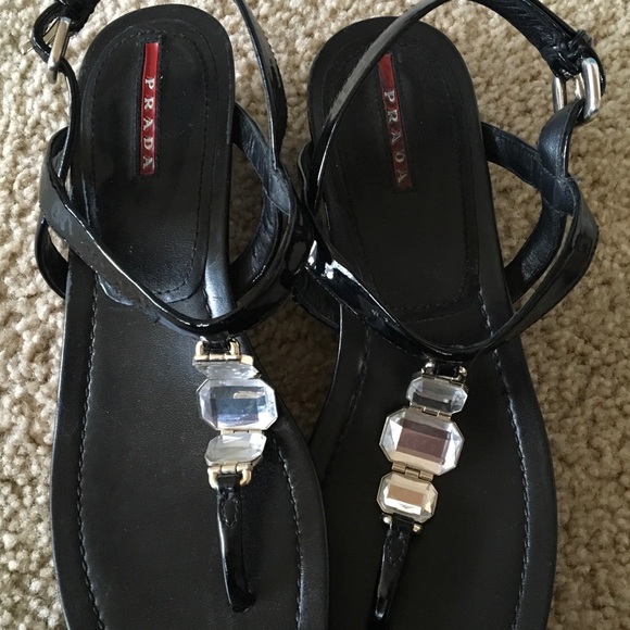 PRADA🔆🔆🔆SOLD🔆🔆🔆sandal small wedge Patent❣️ - Picture 3 of 7