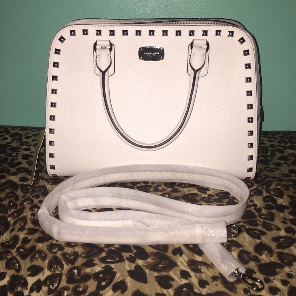 WHITE MICHEAL KORS PURSE