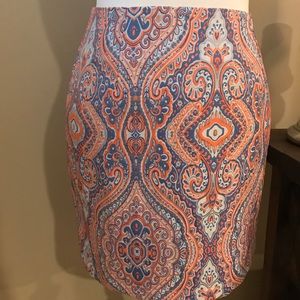 Patterned mini skirt 🌸
