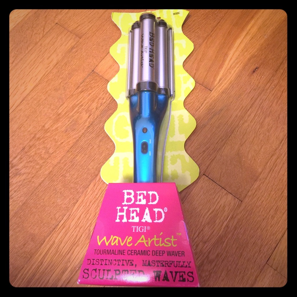 Bed Head TIGI wave artist