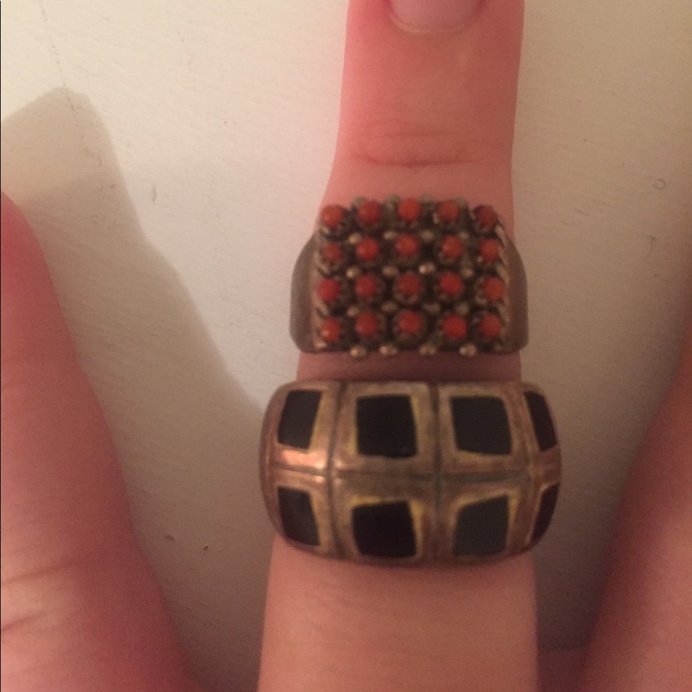2 vintage rings