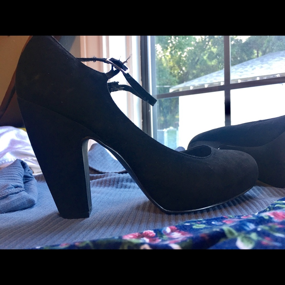 Vintage Inspired Heels!