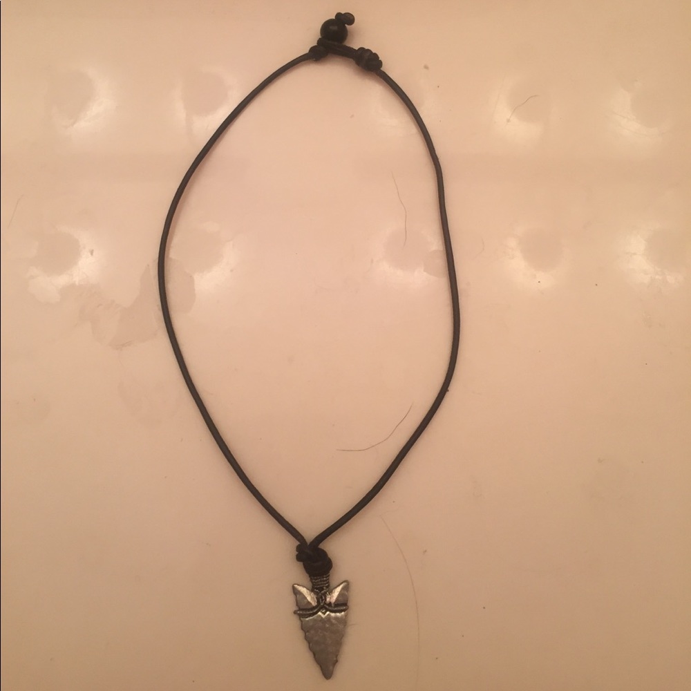 arrow head choker