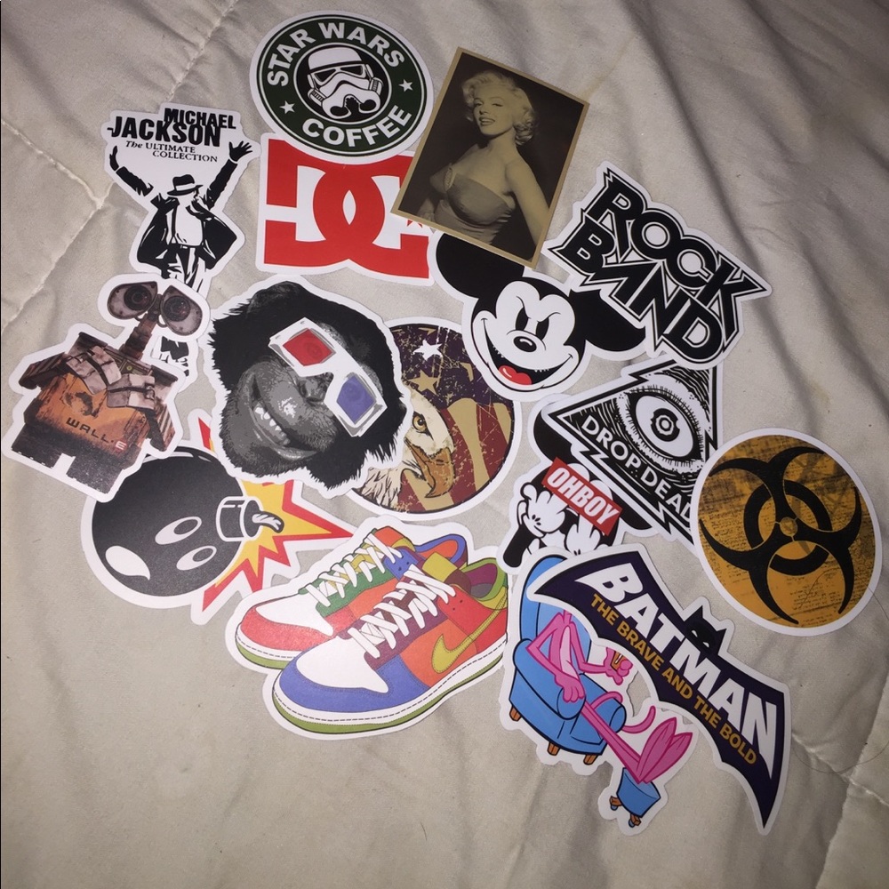 COLLECTABLE STICKERS