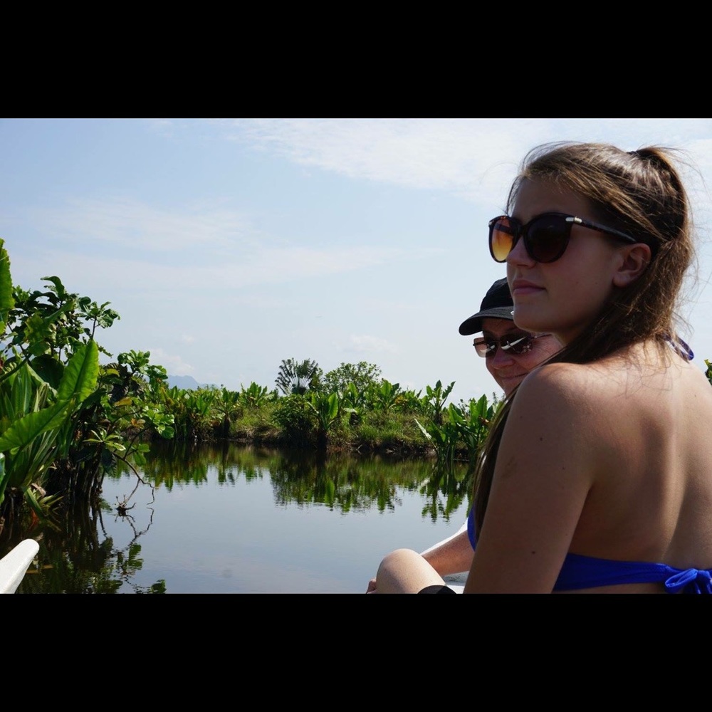 Meet your Posher, Brooke