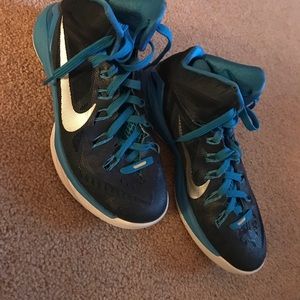 nike hyperdunk shoes