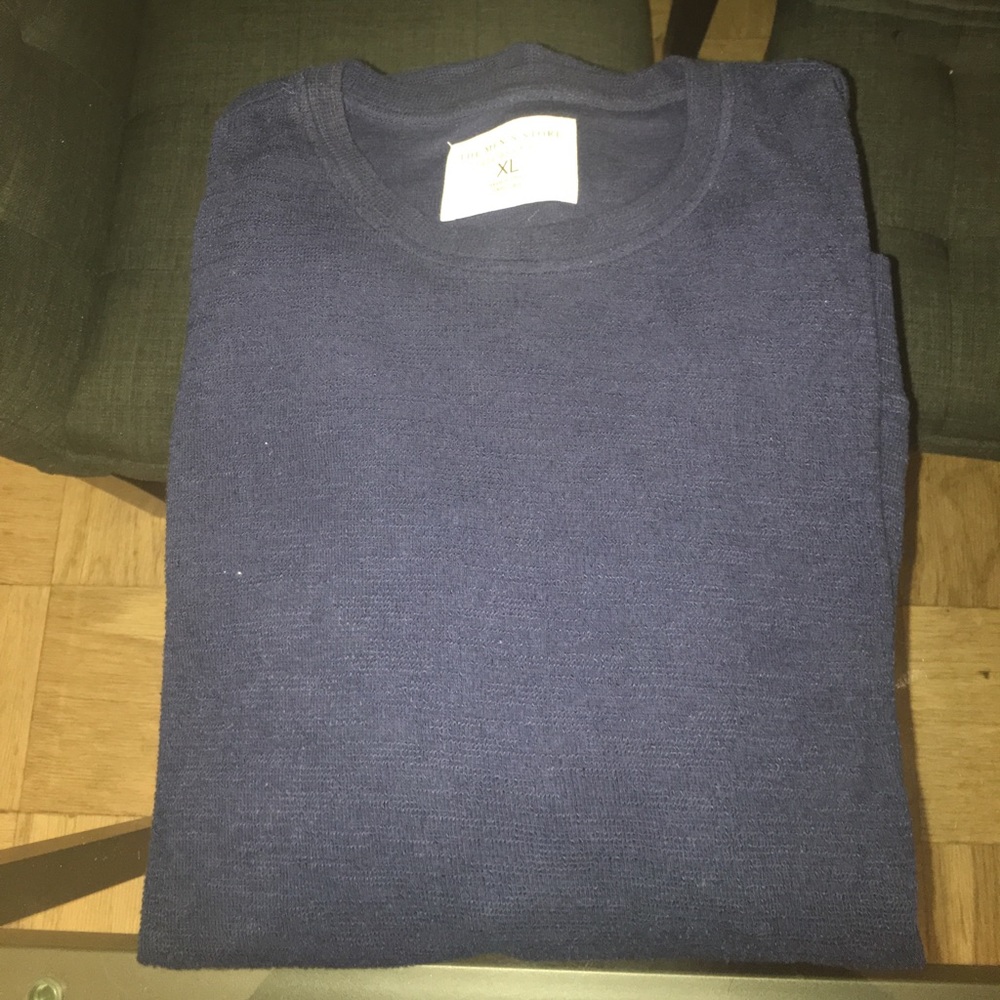 Blue CrewNeck long sleeve shirt