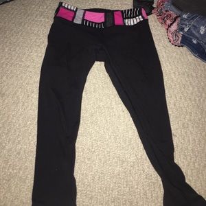 black ivivva leggings with pink band