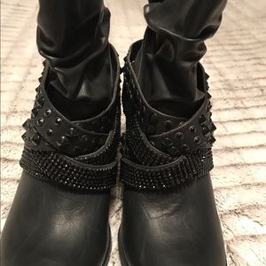 Black bling cowgirl boots