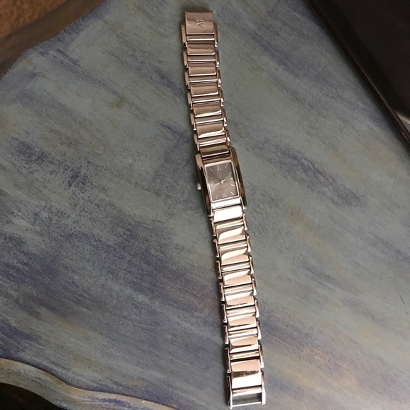 Anne Klein watch - Picture 1 of 5