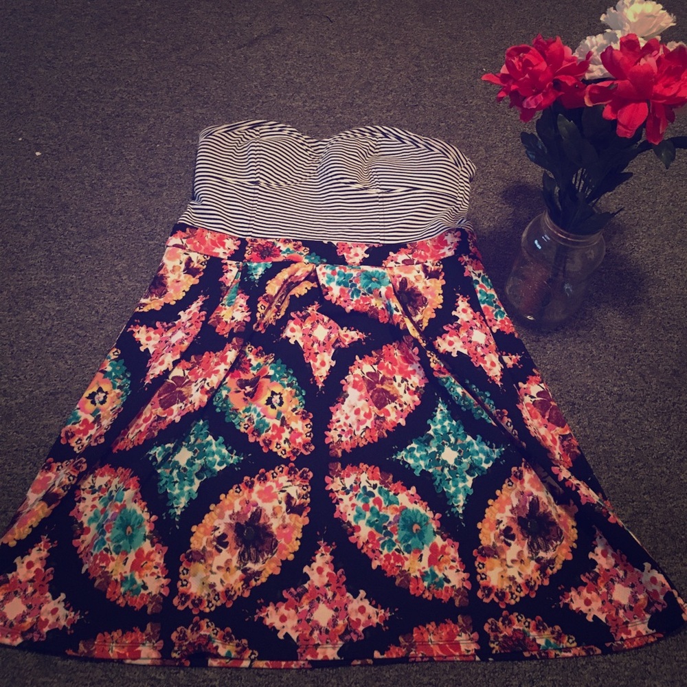 Cute summertime mini dress!