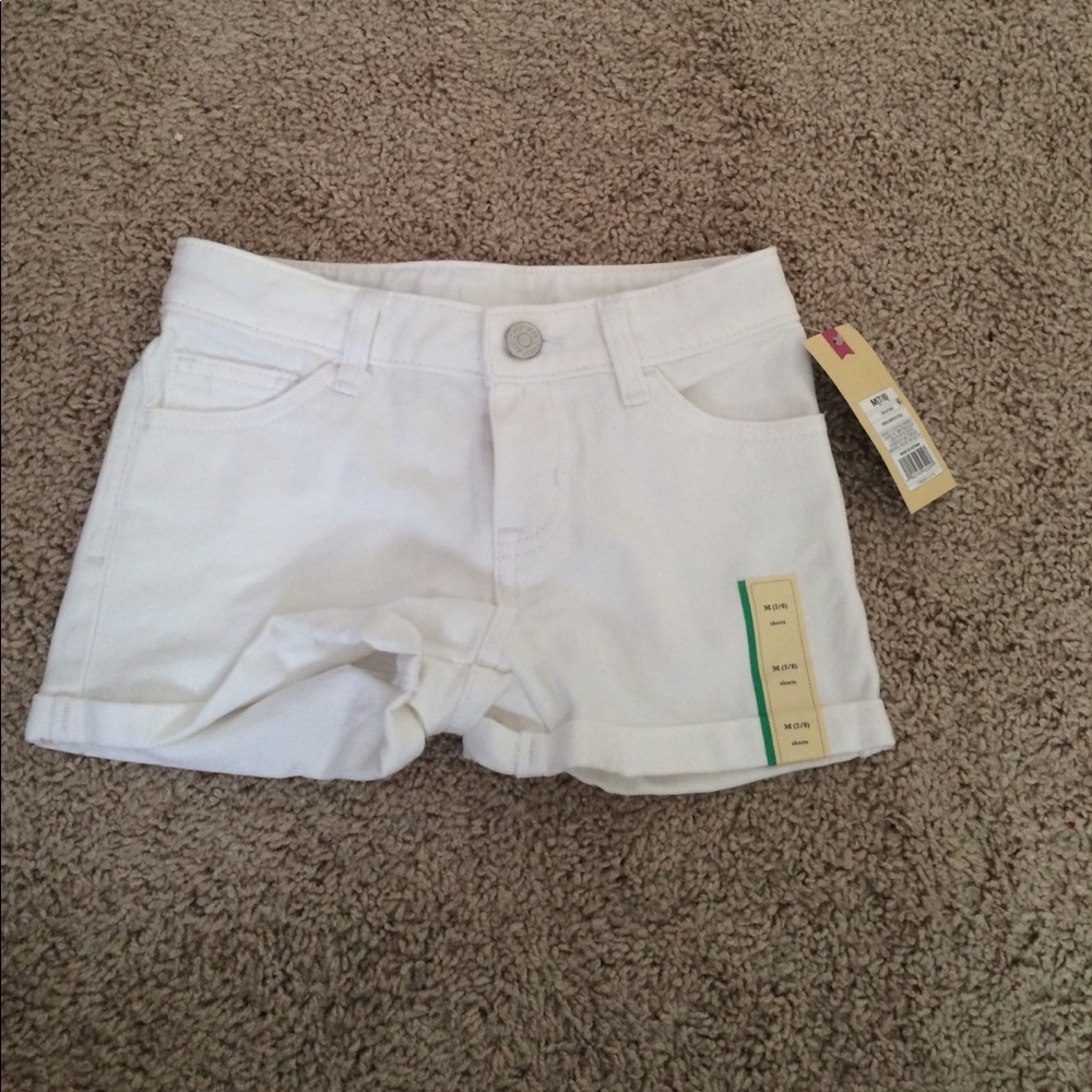 white jean shorts