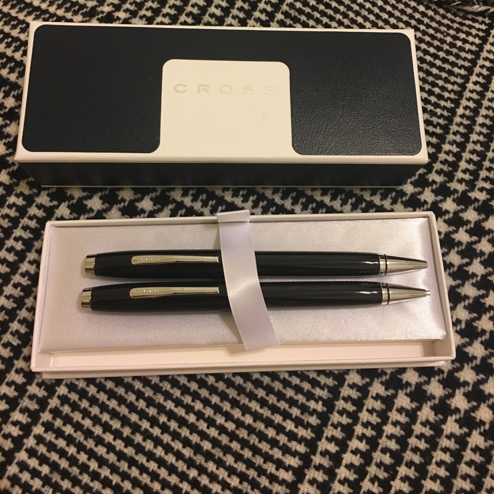 Cross led pencil and pen