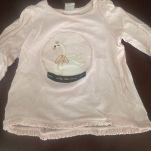 H&M long sleeve swan baby shirt