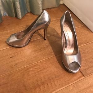 BCBG generation heels