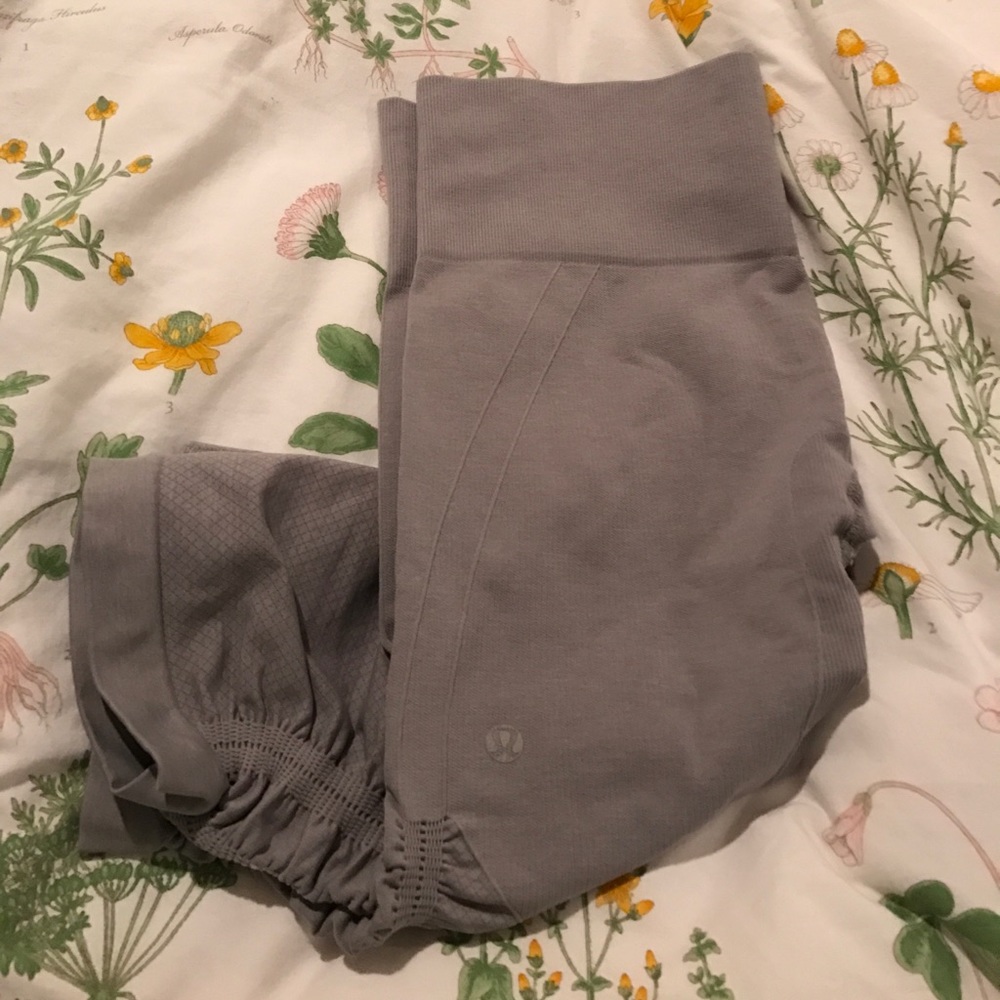 Lululemon tights