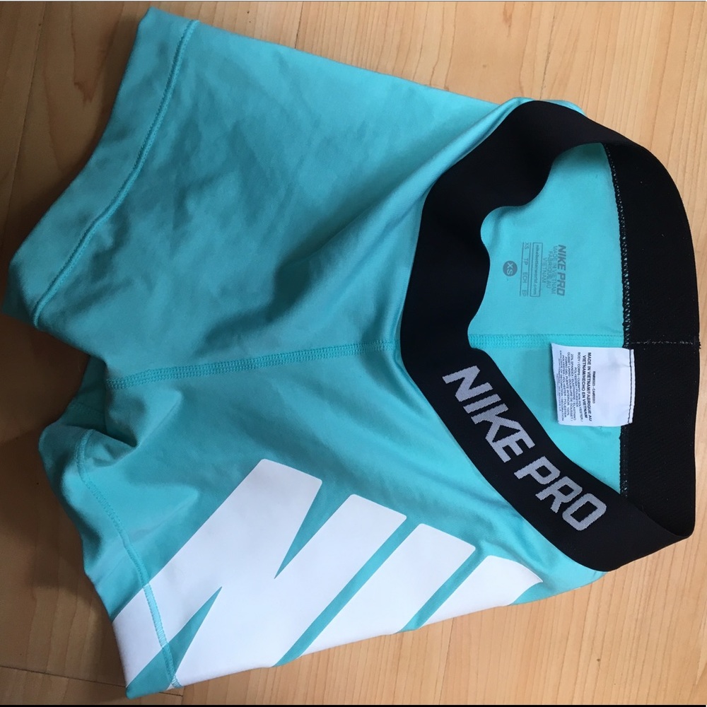 Nike Pro's