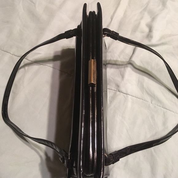 Vintage Patent Leather Purse - Picture 3 of 7