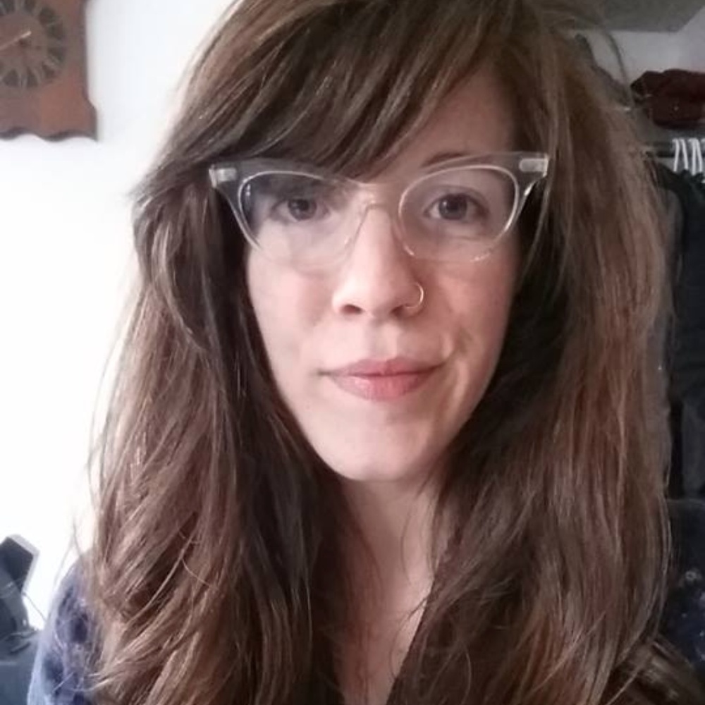 Meet your Posher, Emily