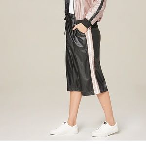 70% off  New bebe track pant