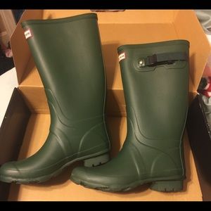 Huntress Hunter Rain Boots