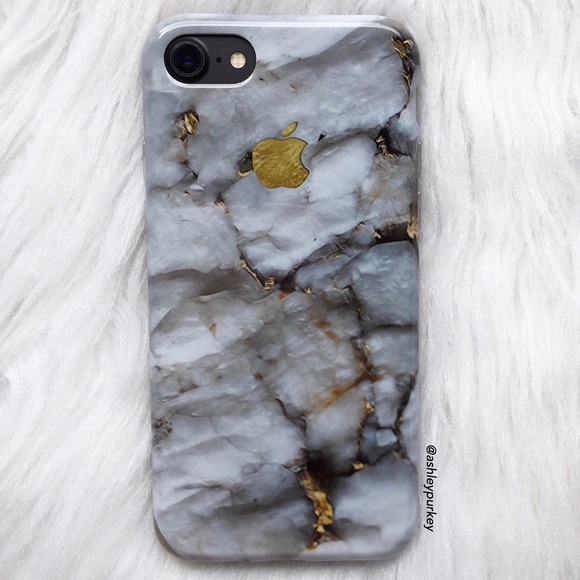 Daisys Boutique Accessories - ❤️SALE❤️ Gray gold marble iPhone 6 Plus phone case