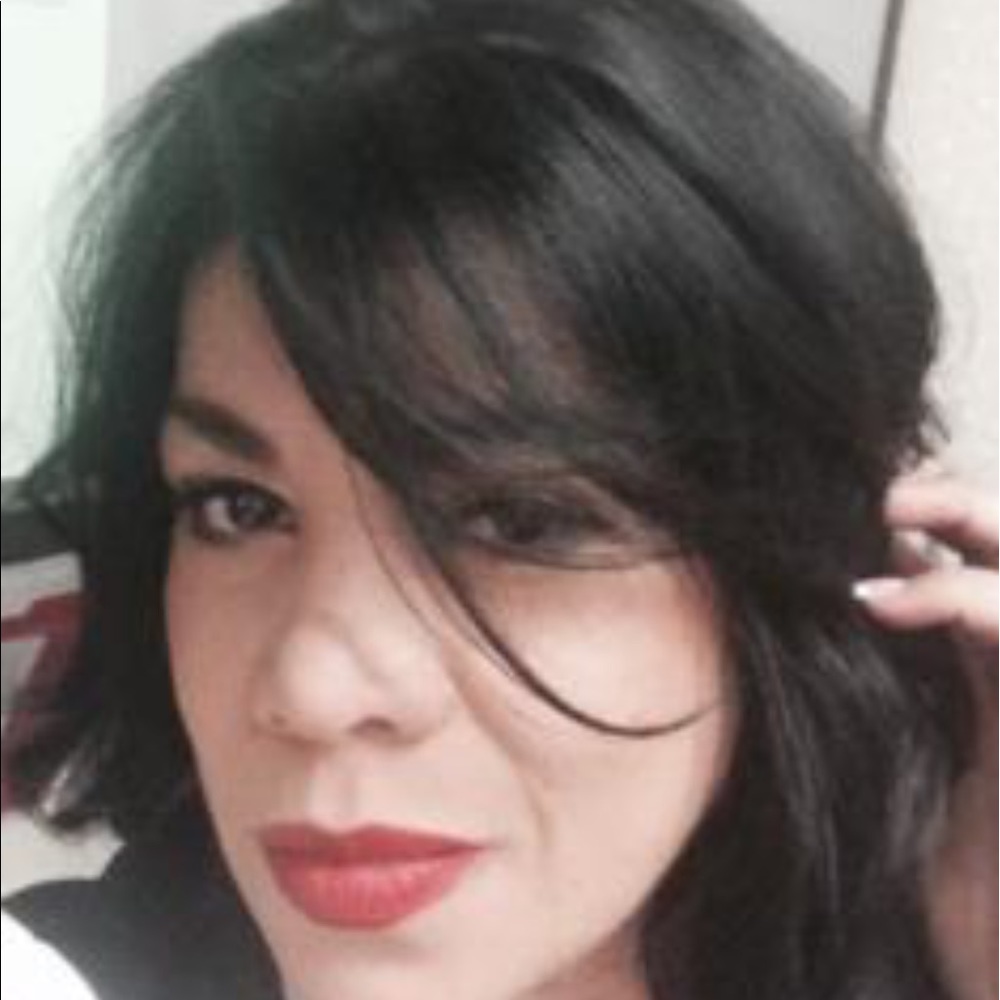 Meet your Posher, Erika