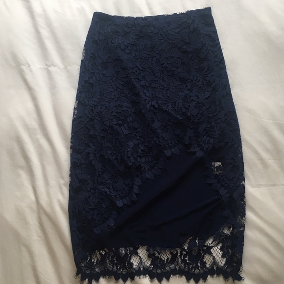 Navy For Love & Lemons Crop Top and Skirt - Picture 6 of 8