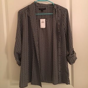 Banana Republic black and white blouse