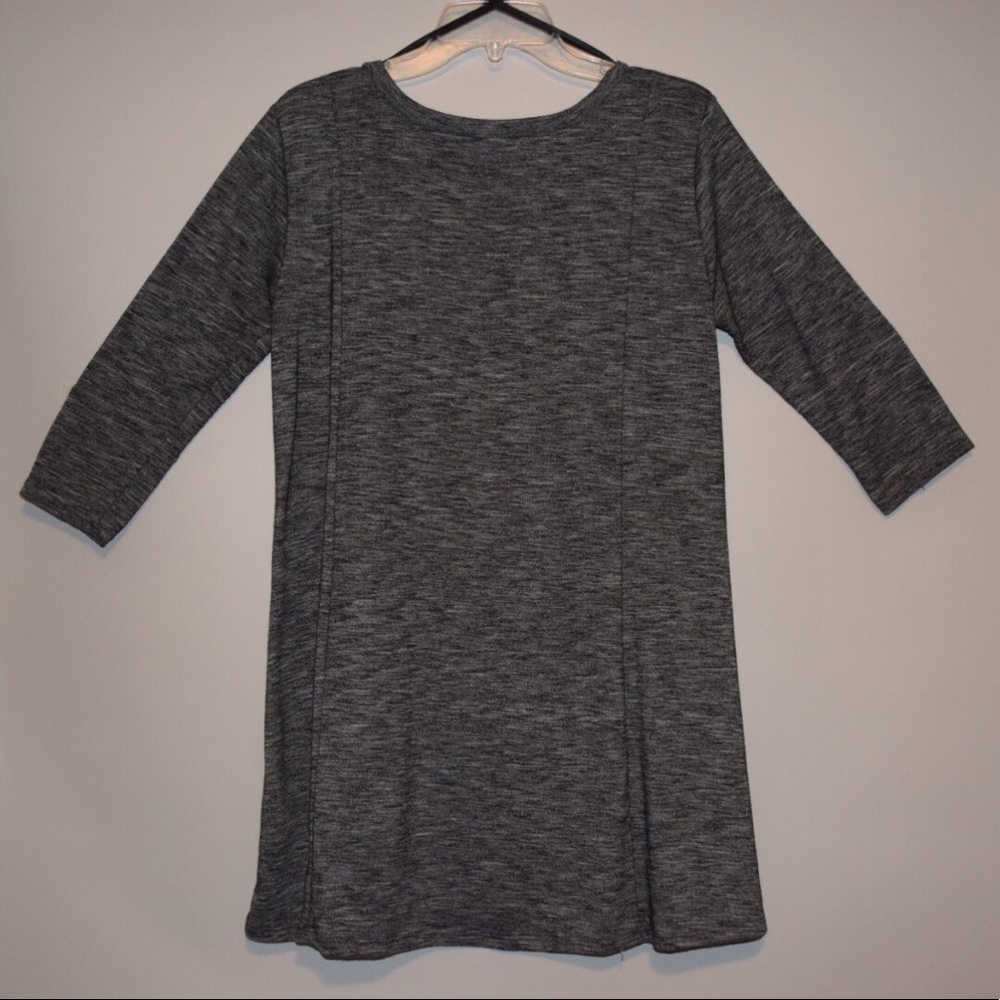 Gray three quarter sleeve dress