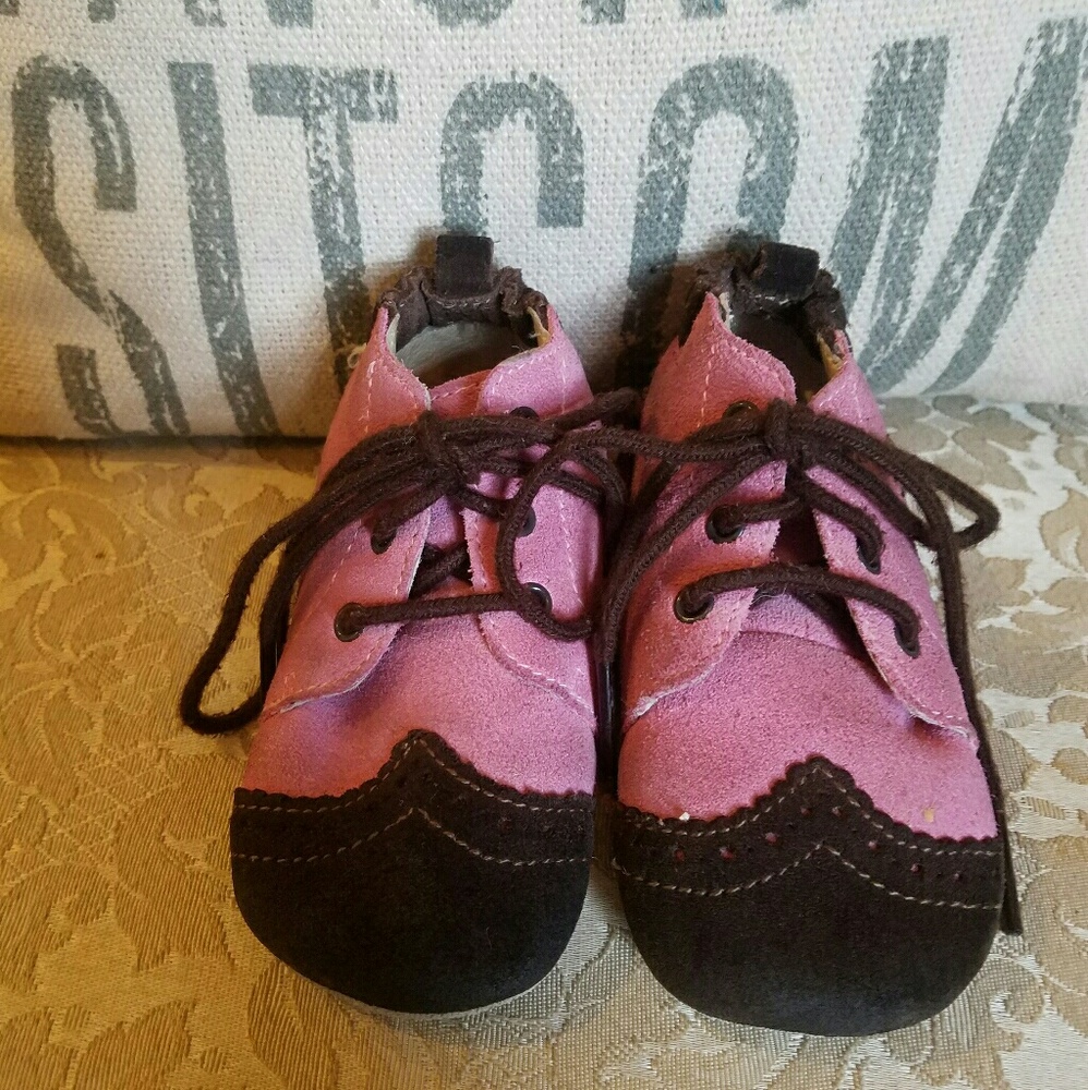 Robeez suede oxfords