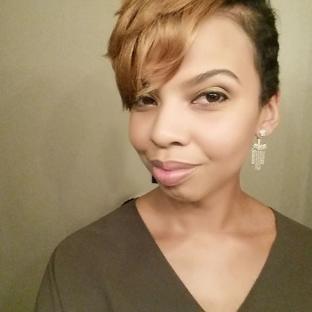 Meet your Posher, Whitney