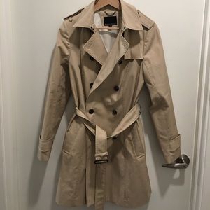 Banana Republic women's trench coat