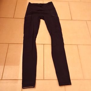 LULU LEMON All the right places pant ll