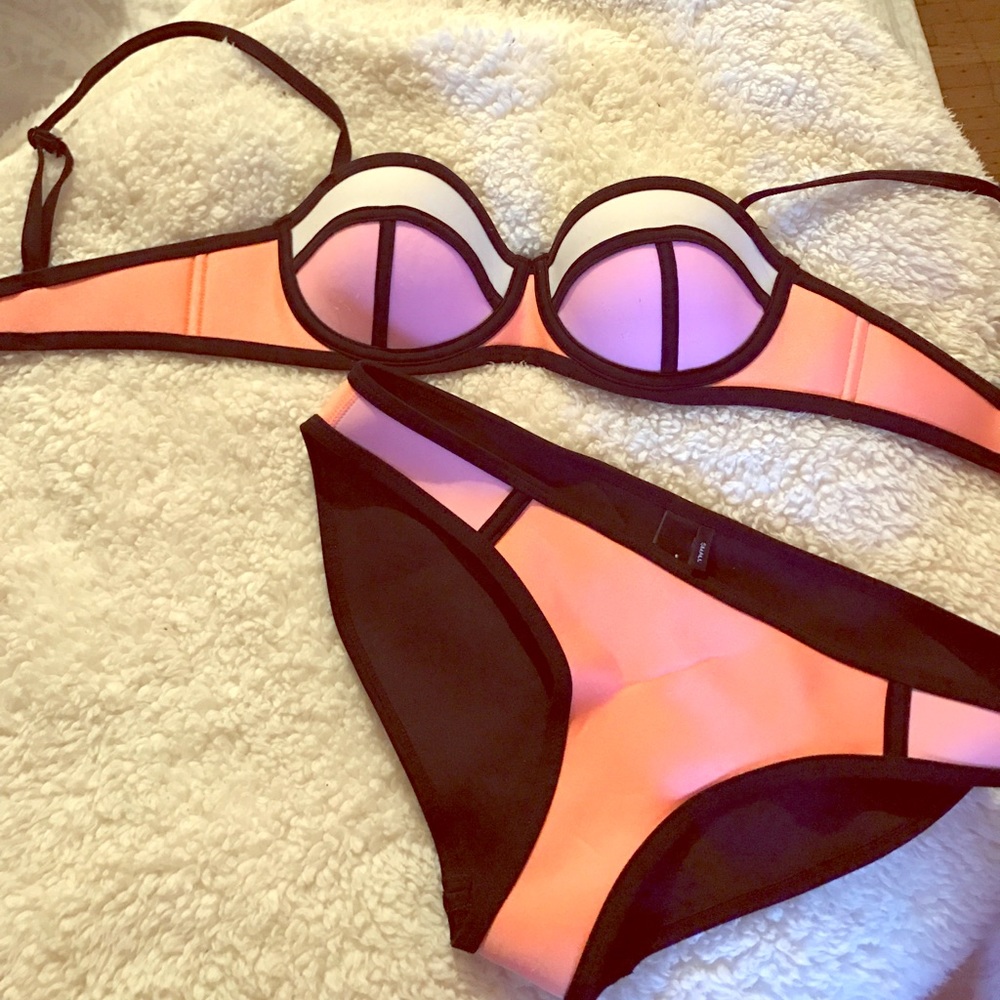 TRIANGL bikini