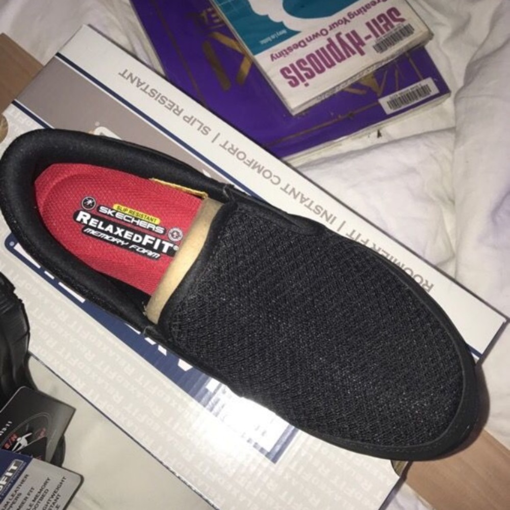 Brand new sketchers slip resistant work shoe